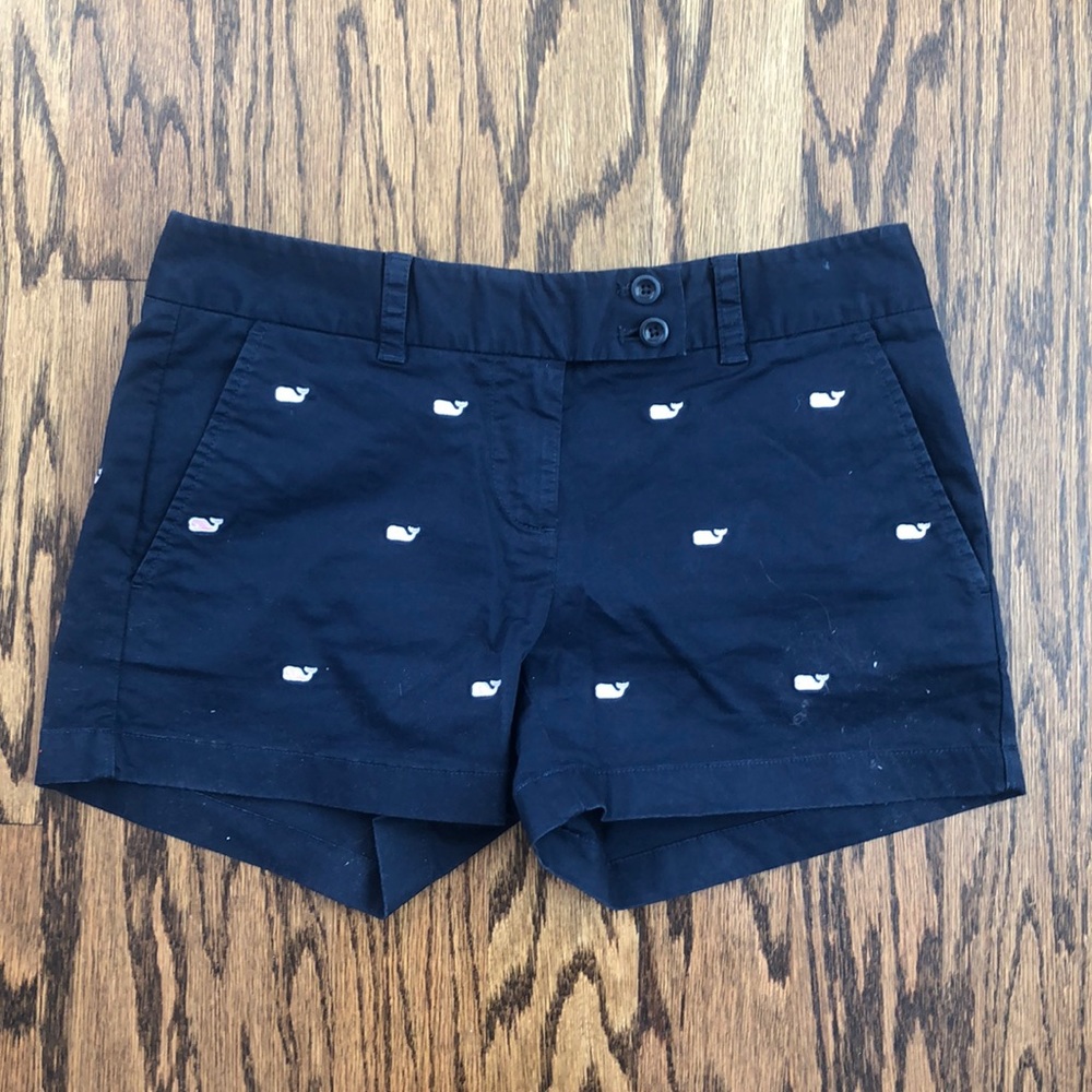 Vineyard Vines Navy Shorts with pink whales